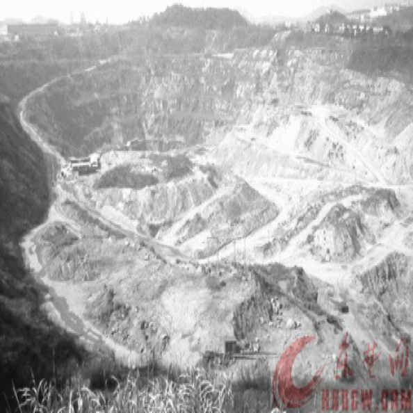 矿山生态修复设计与施工(修复前)
Design & construction for mine ecological restoration 矿山生态修复设计与施工(修复前)
Design & construction for mine ecological restoration
